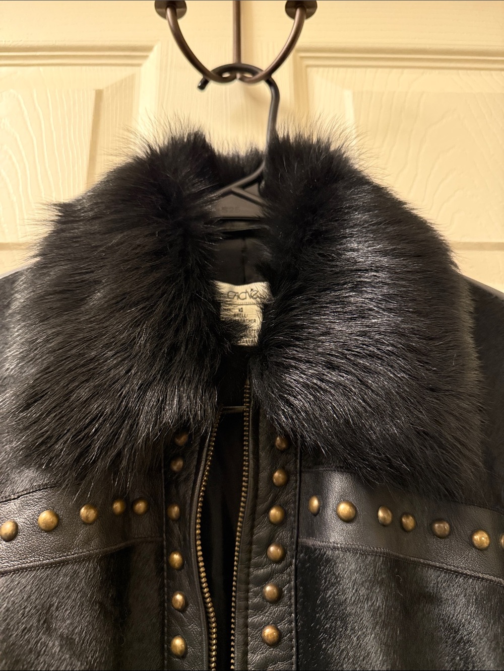 RARE Vintage CACHÉ Studded Leather Cowhide Fur Jacket Y2K Archival Mob Wife - Picture 3 of 14